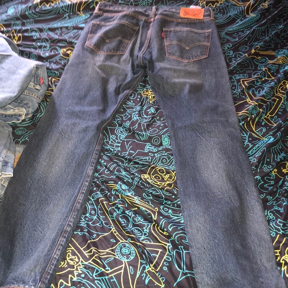 Levi jeans size 32 - Picture 1 of 3